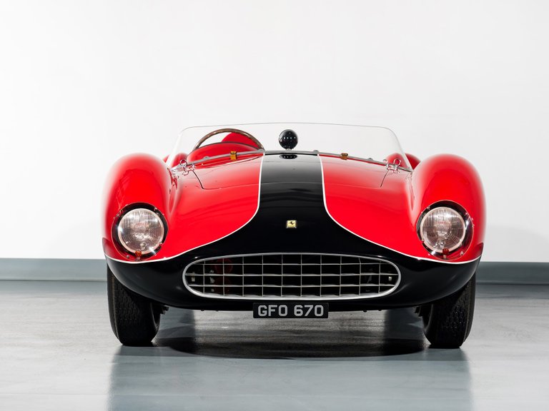 1957 Ferrari 500 04.jpg