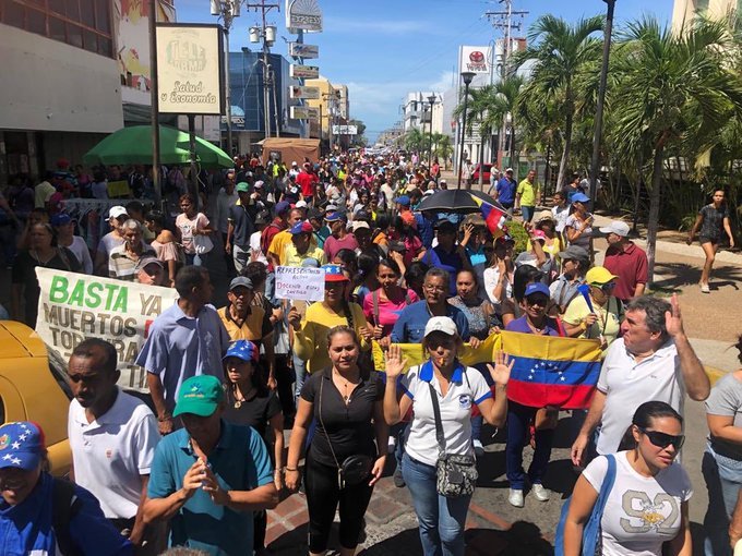 marcha educadores.jpg