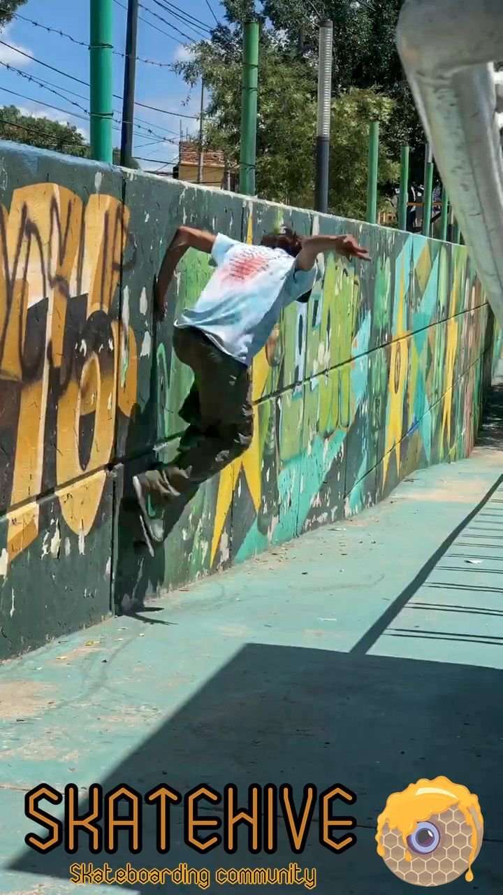 nose wallride.jpg