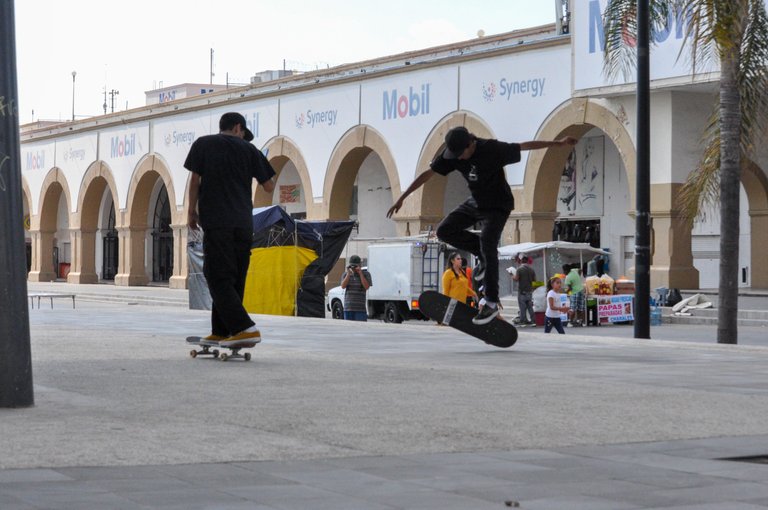 fakie 3flip Chaz.jpg