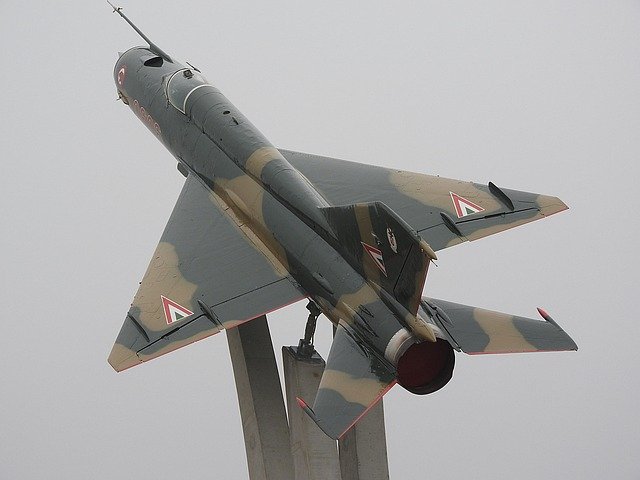 mig-21-1120082_640.jpg