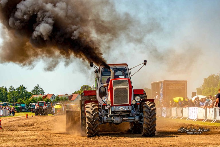 BRF_4533-Verbessert-RR-Bearbeitet.jpg