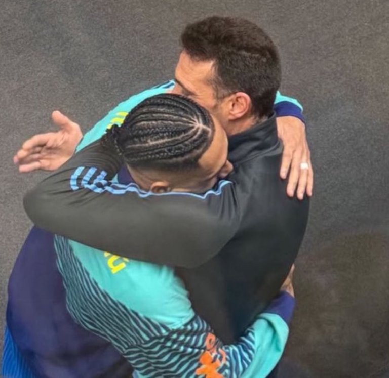 abrazo1.jpeg