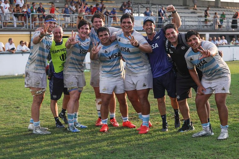 pumas2.jpeg