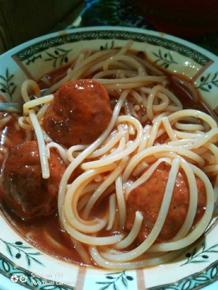 spagsaucemeatballs.jpg