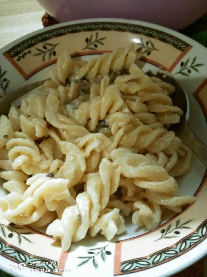 mushroomtrufflepasta.jpg