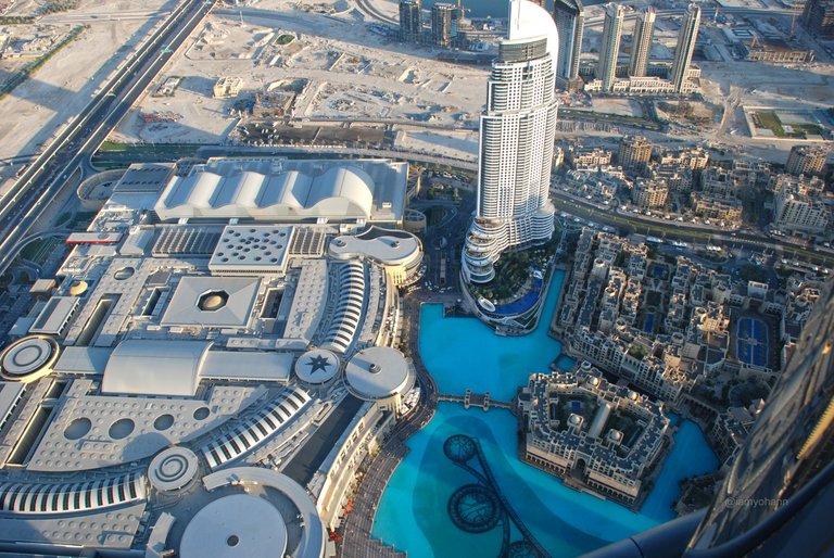 Dubai Mall, The Dubai Fountain - Downtown Dubai