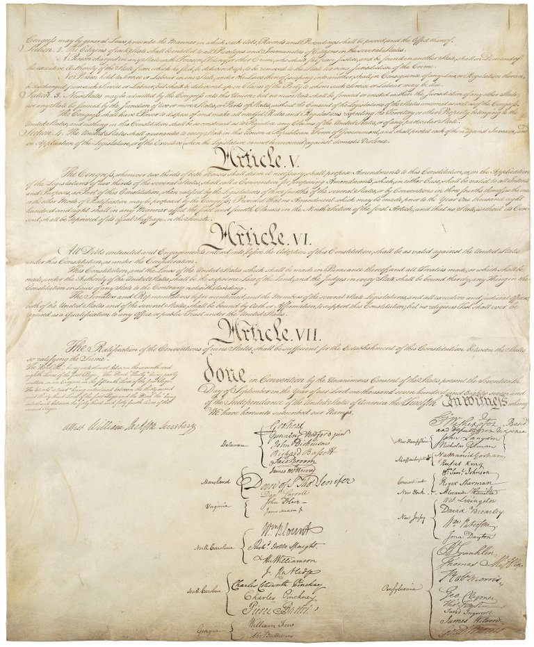 constitution-62947_1920.jpg