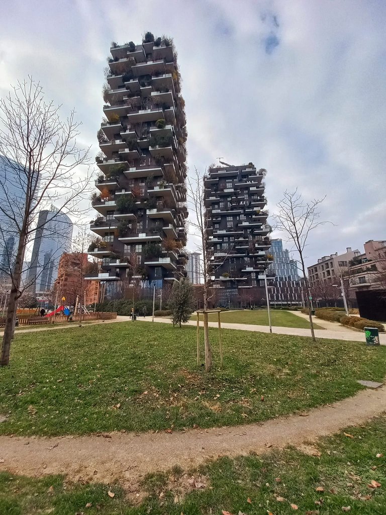 414714970_359893293402419_4457538755768743410_n.jpg
