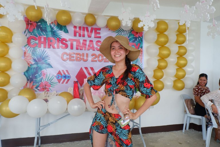 hivecebuxmas153.JPG