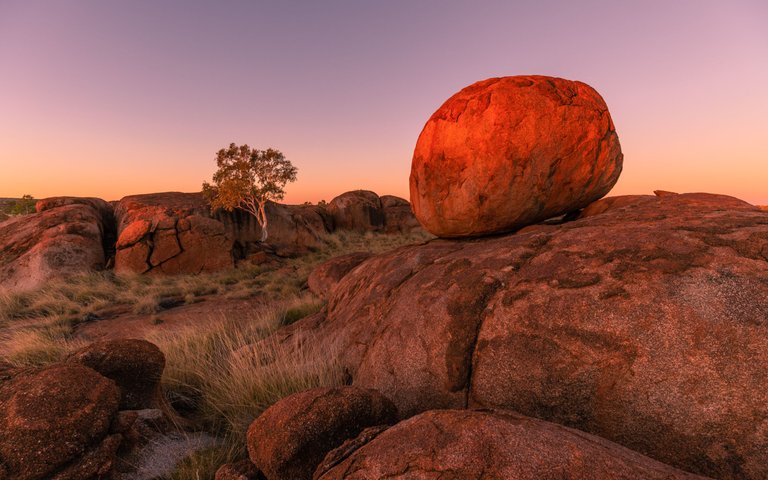 Devils Marbles Last Light.jpg