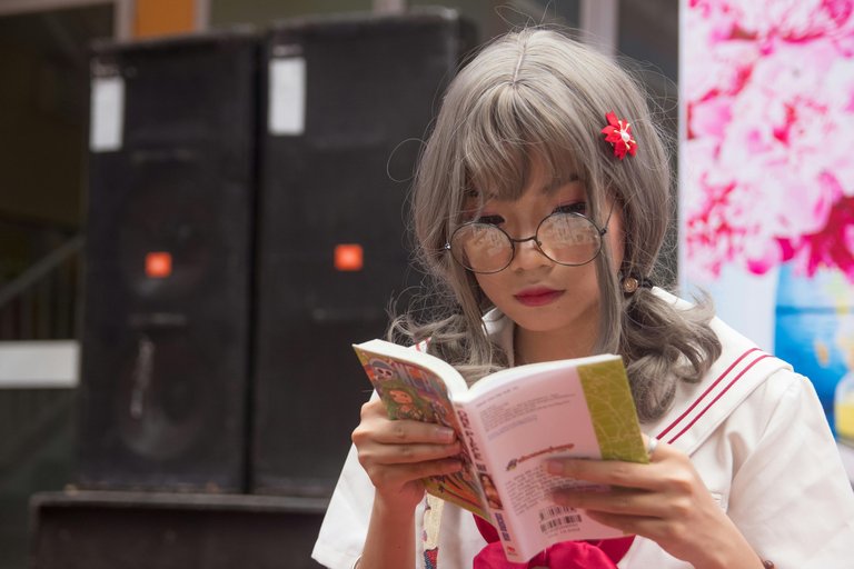 pexels-meijiiiiii-1308649.jpg
