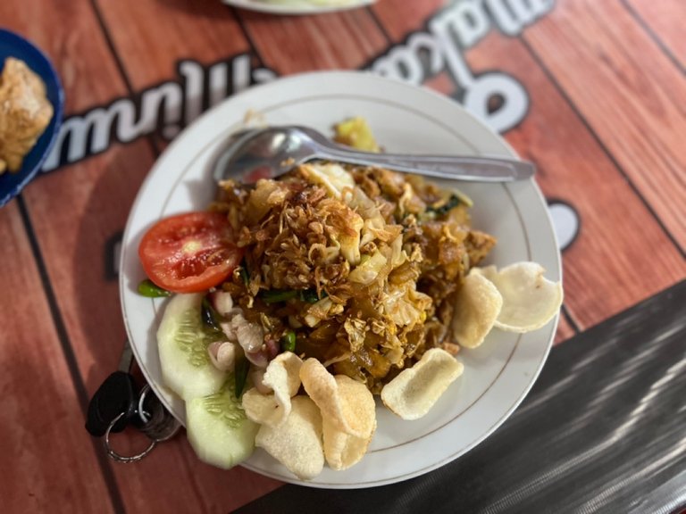 Javanese Fried Kwetiau from Bakso Sabar Menanti Food Outlet - Delicious, Cheap and Close to Home