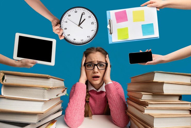 time-management-school-deadlines-concept-collage_116547-36910.jpg