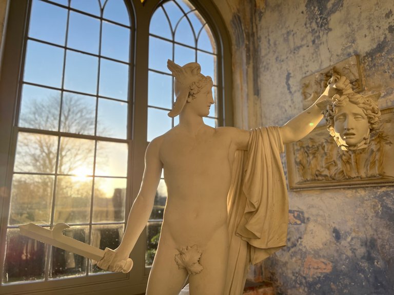 Green House Statue, Knole's Medieval Deer Park, Sevenoaks, Kent, England, UK, November 2023