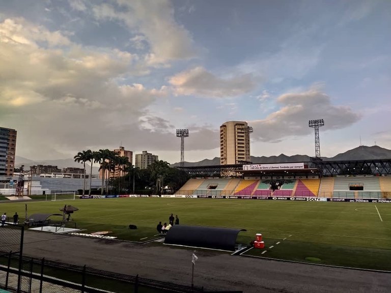 ESTADIO MENOR.jpg