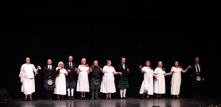 scottish country dancers.jpg