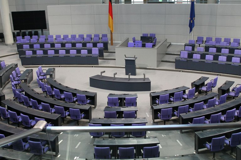 bundestag-369049_1920.jpg