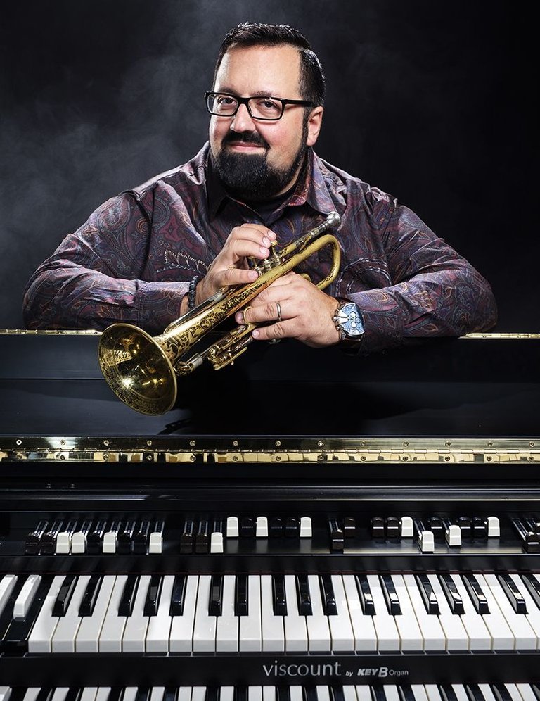 Joey DeFrancesco 1.jpg