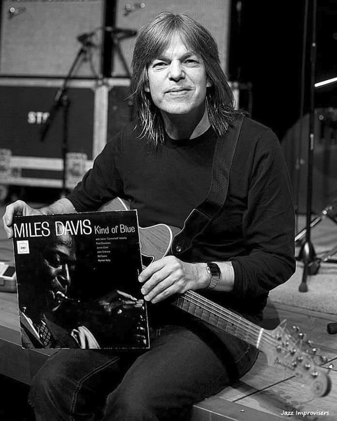 Mike Stern 1.jpg