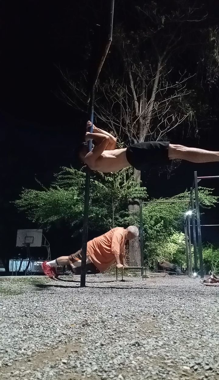 1000053012.jpg