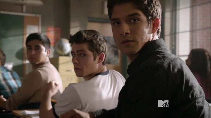 teen-wolf-s03e13-hdtv-x264-2hd-mp4_000899773.jpg