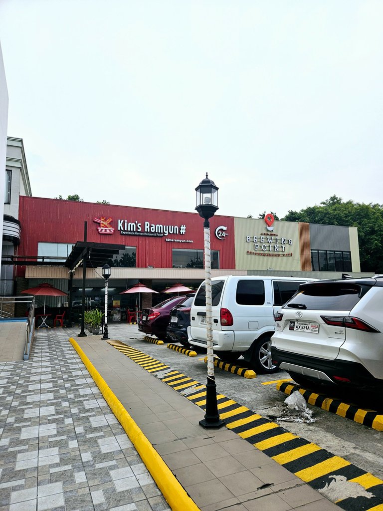 fishermall1.jpg