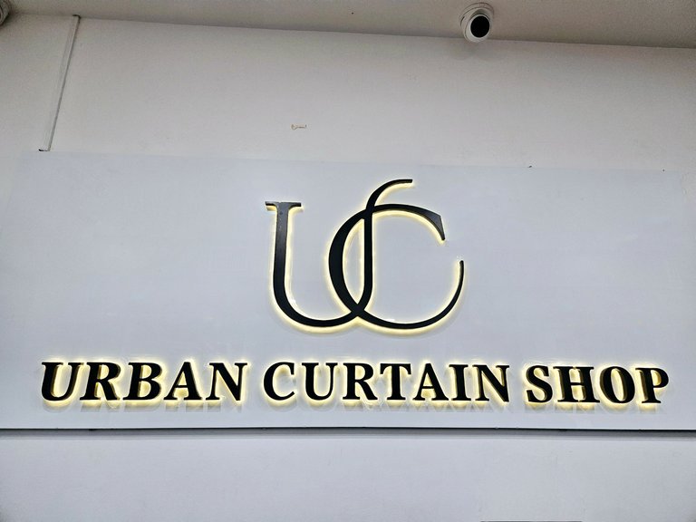 Urbancurtain23.jpg