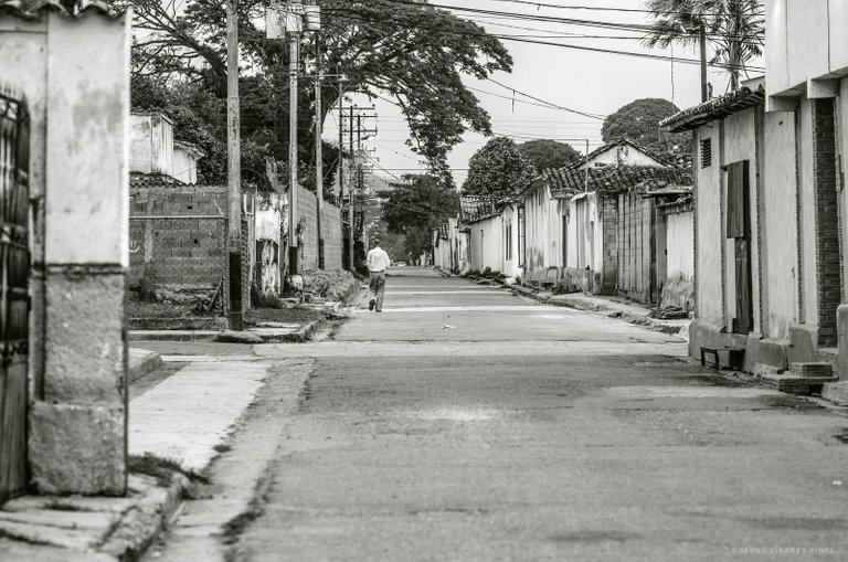 _JLP5573B.jpg