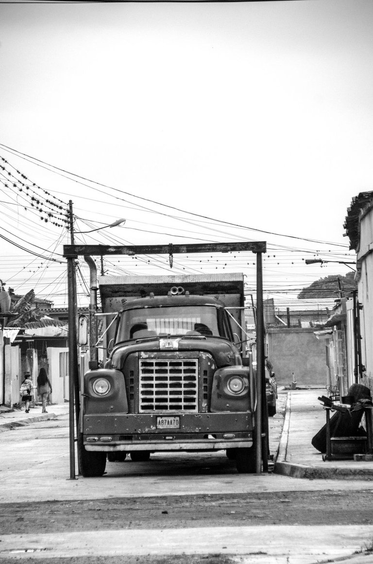 T09.jpg