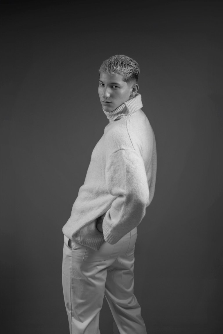 aaron (22).jpg