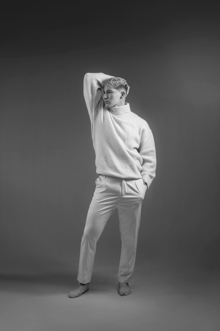 aaron (14).jpg