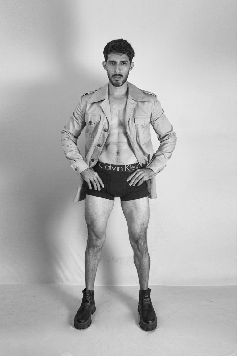 ELIAS (2).jpg