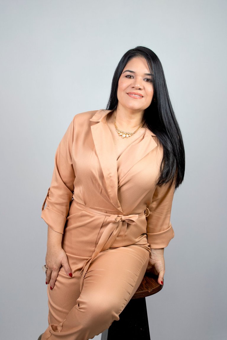 YENNY MARTINEZ (32).jpg