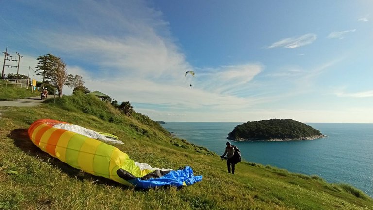 paragliding 01.jpg