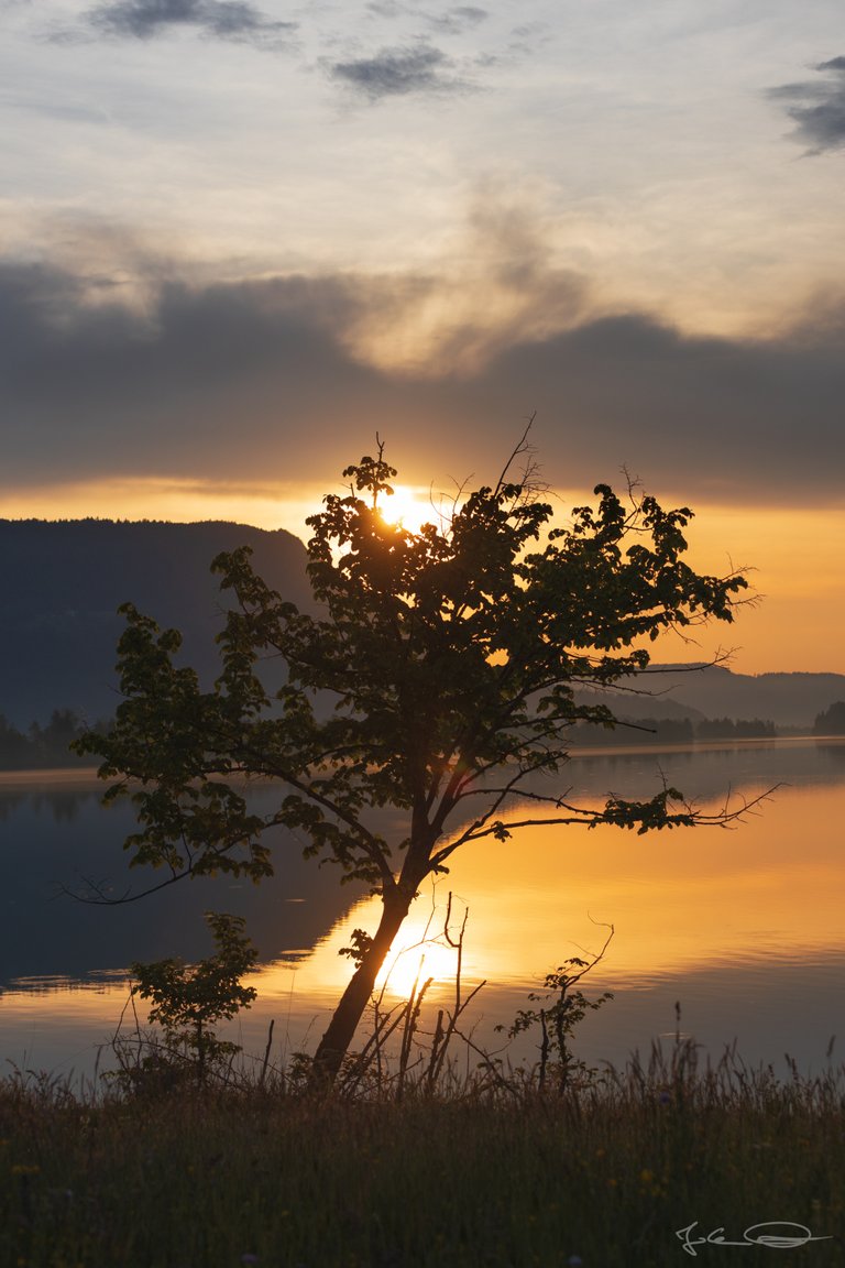 Sunrise at the Drau Reservoir