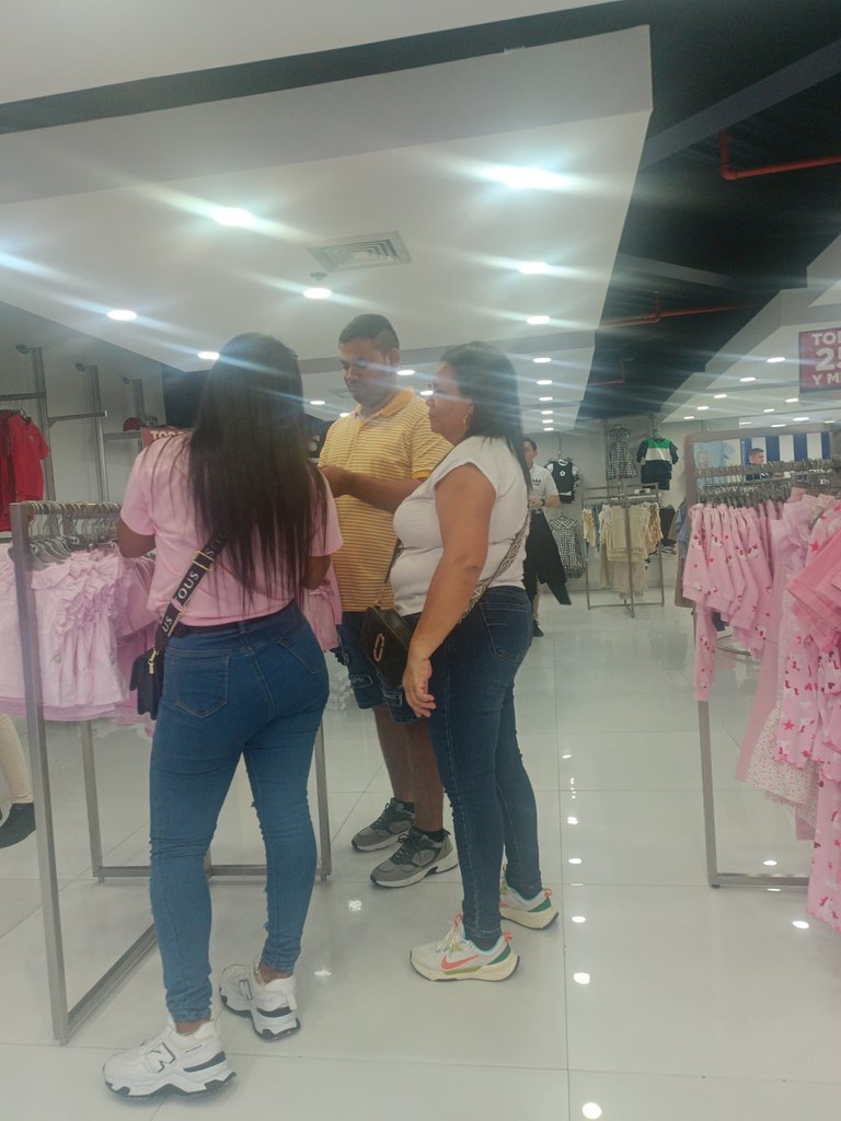 1001318475.jpg