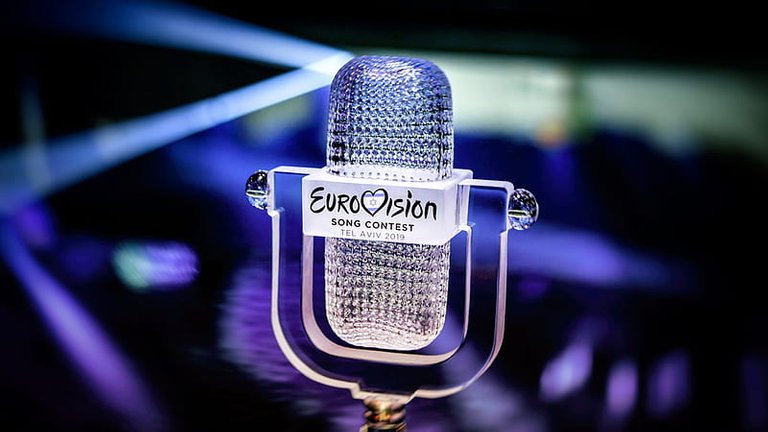 HD-wallpaper-eurovision-mike-blur-background-eurovision-song-contest.jpg