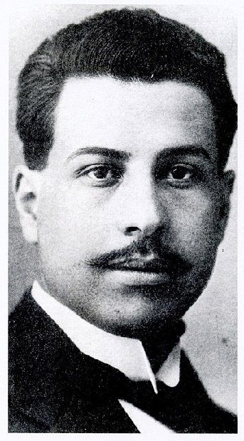 Ramón López Velarde.jpg