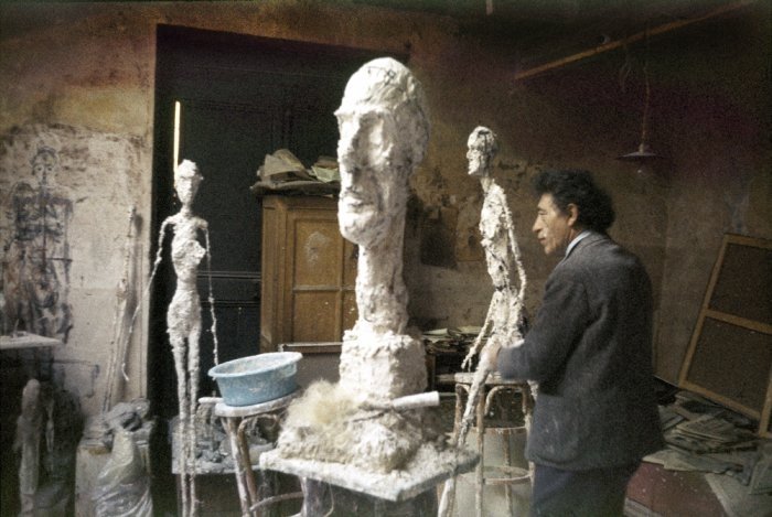 Giacometti en su taller.jpg