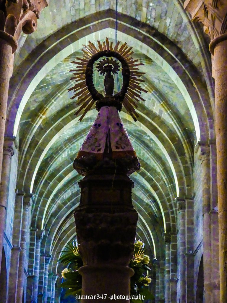 P1290125_edited.jpg