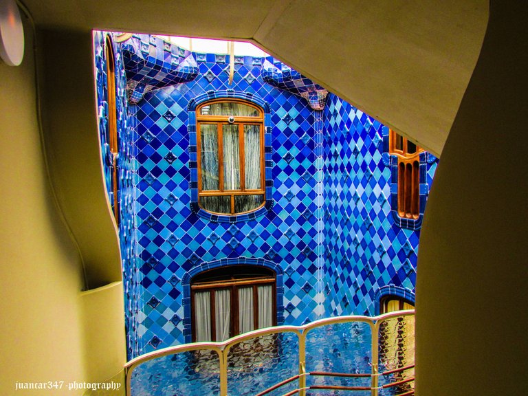 BARCELONA 2014 073_edited.jpg