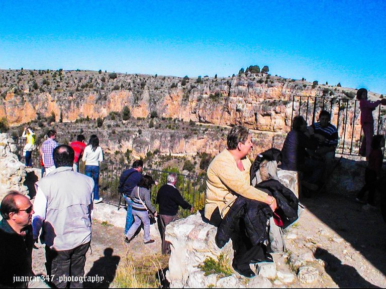 PIC_0117_edited.jpg