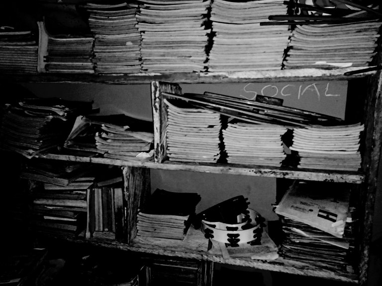 BlackWhite_2023-02-17_20-04-01-438.jpg