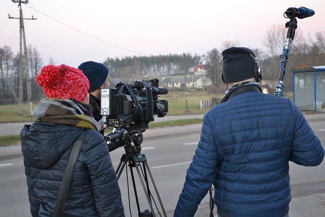 Pixabay-bancerz-tv-crew-1251276_640.jpg