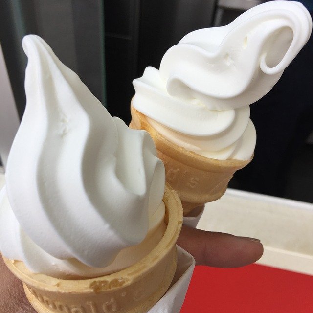 icecream2104979_640.jpg