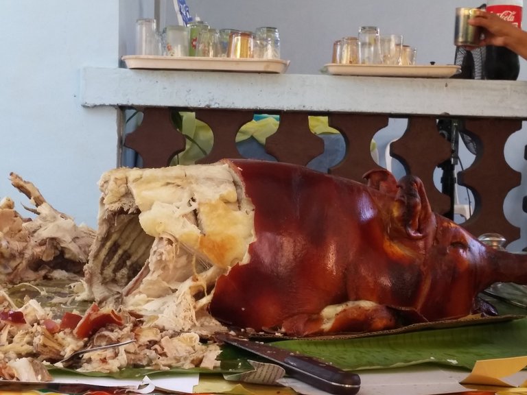 lechon.jpg