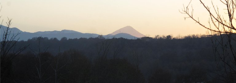 Damavand from Babolkenar - Mazandaran.jpg