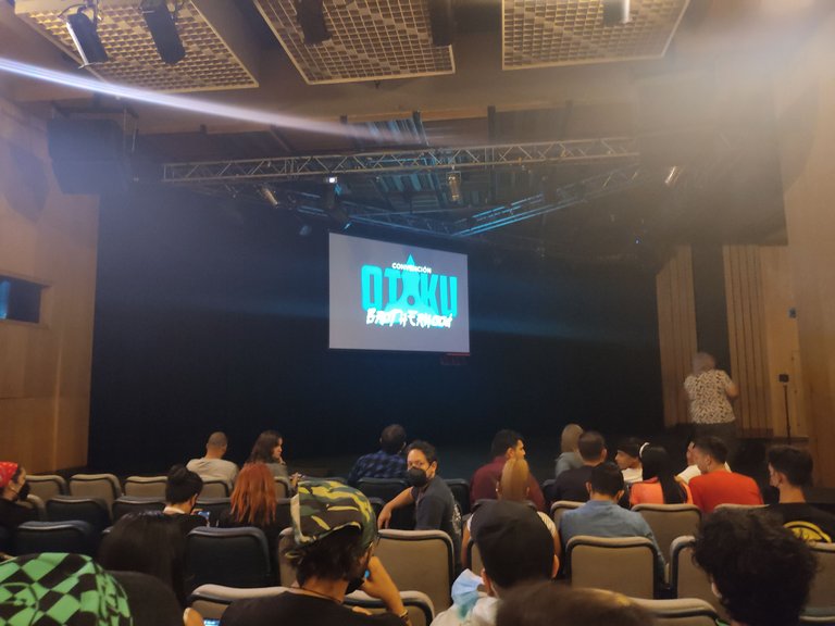 TEATRO8.jpg