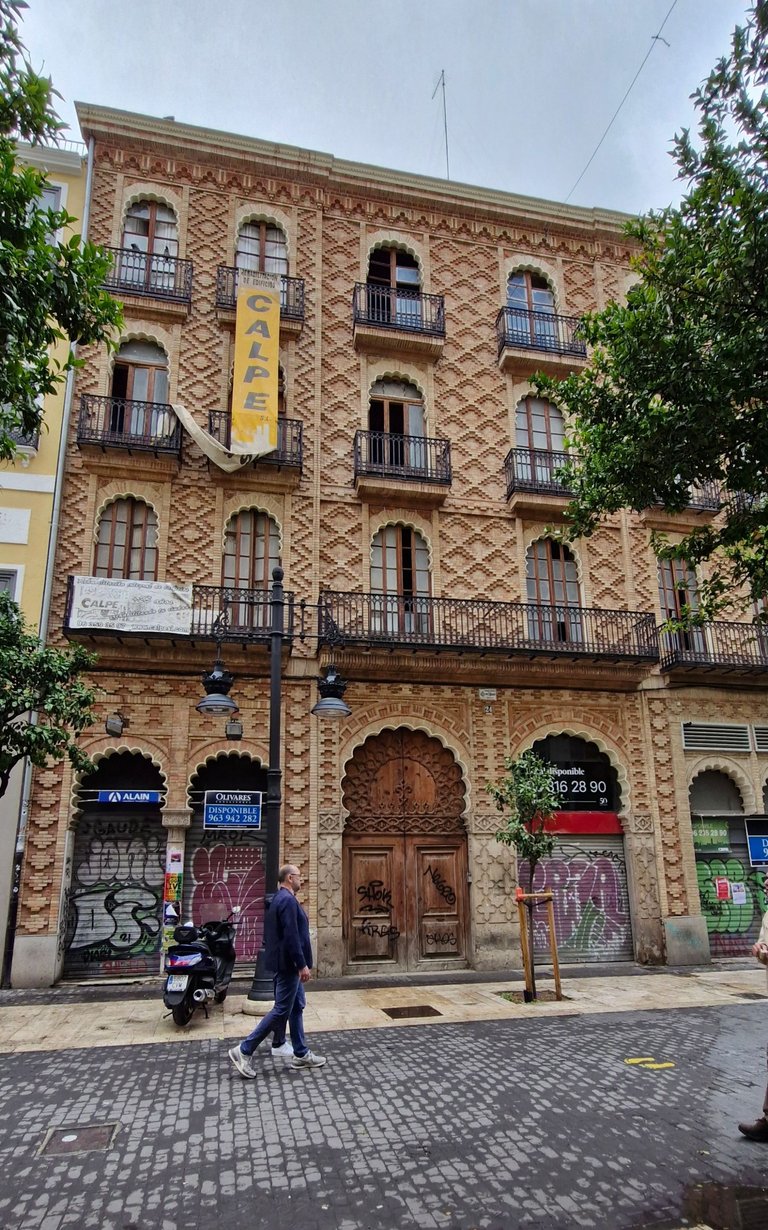 awal1a.jpg
